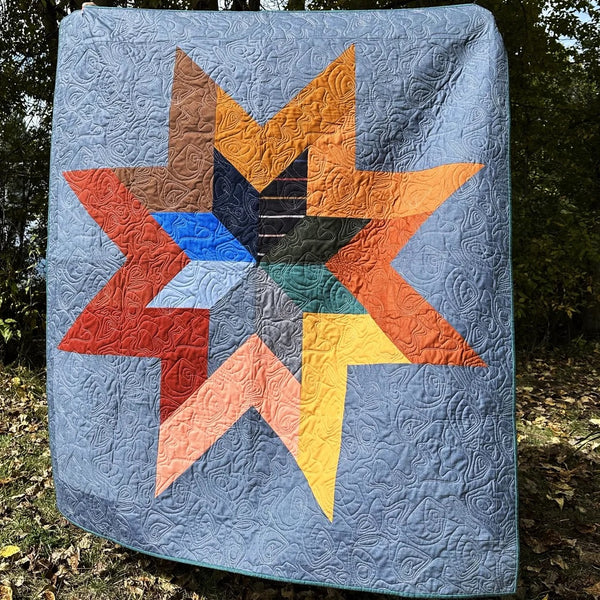 Trailing Star quilt pattern by Lindlee Smith