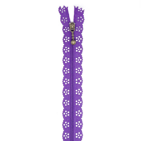 12" Lace Zipper in Purple