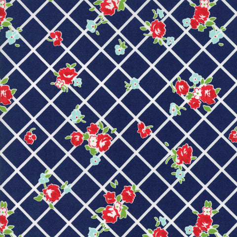 The Good Life Floral Everyday in Navy