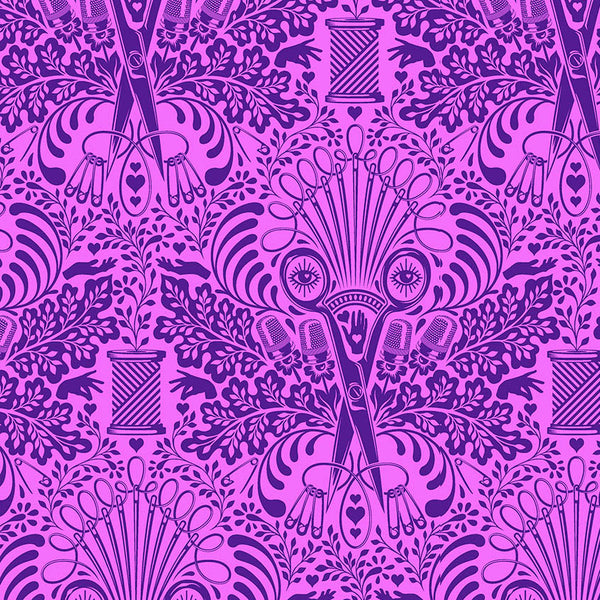 HomeMade Getting Snippy in NIGHT by Tula Pink PWTP141.NIGHT