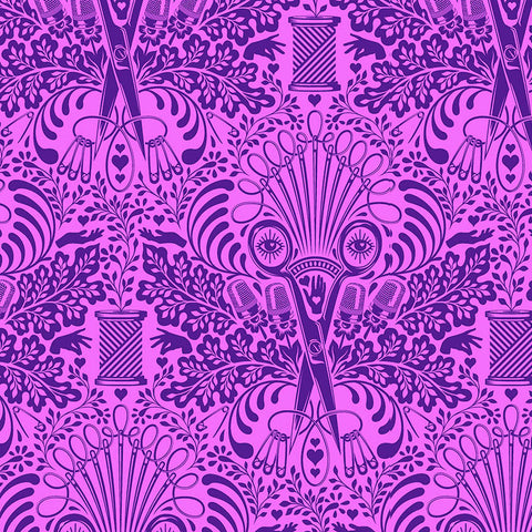 HomeMade Getting Snippy in NIGHT by Tula Pink PWTP141.NIGHT