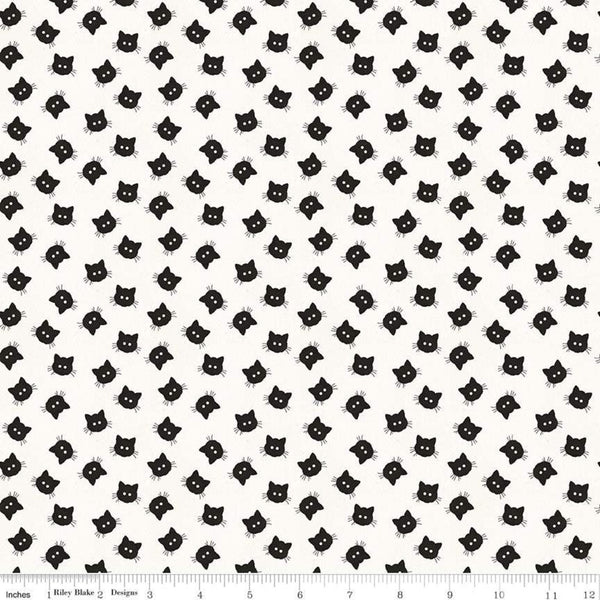 Costume Maker's Ball Scaredy Cat Buttons Cream